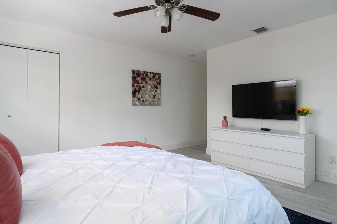 Luxury Casa 4 Bedrooms With Pool & Game Room 15 Mins To Ocean Fort Lauderdale Exteriör bild